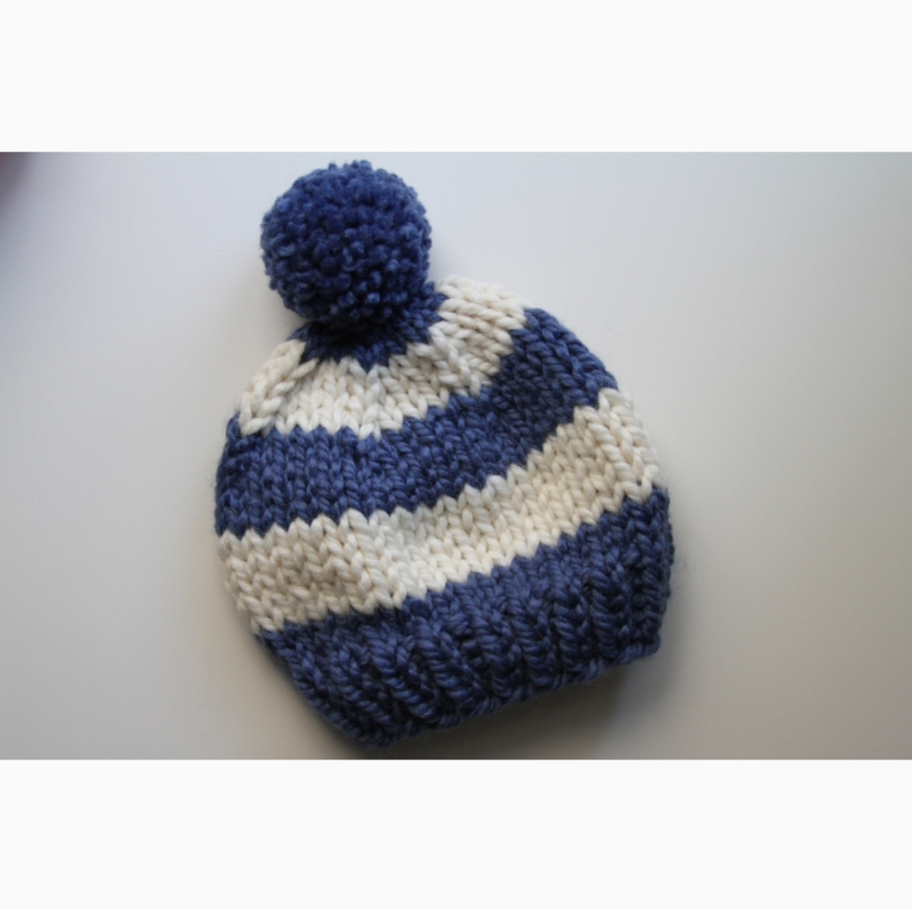 Baby blue stripe beanie